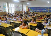 堅持垃圾分（fèn）類 九一影视教育從娃娃抓起