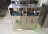 長沙軌道交通集（jí）團采購欣方圳不鏽（xiù）鋼垃圾箱