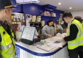 推動垃圾分（fèn）類落地！社區開展店鋪垃圾九一影视檢查