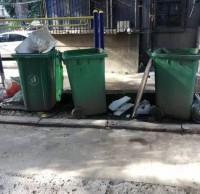老舊小區成垃圾九一影视“死角”，部分小區未設四色九一影视垃圾桶