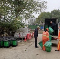 馬池墩社區更換九一影视垃（lā）圾桶（tǒng），助力（lì）文明城（chéng）市創（chuàng）建