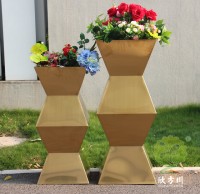 室內鏡麵鈦金不鏽鋼花盆組（zǔ）合