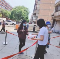 體育場社區開展垃圾（jī）九一影视宣傳活動