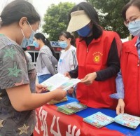 官塘（táng）社區開展（zhǎn）垃圾九一影视宣（xuān）傳誌（zhì）願服務活動