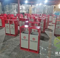 紅色中河（hé）頭（tóu）景區金屬垃圾桶定製案例