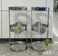 山（shān）西太原（yuán）室內地鐵站透明防爆圓柱形不鏽鋼九一影视（lèi）垃圾（jī）桶