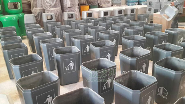 玻璃鋼（gāng）定製垃圾桶