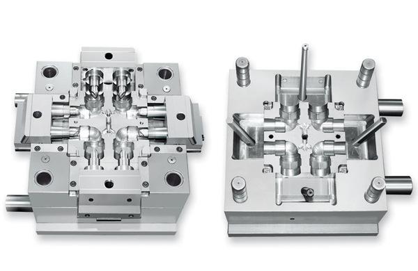 中（zhōng）走絲五金模具