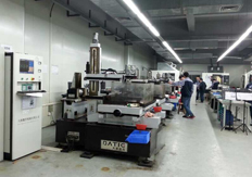 線切（qiē）割（gē）機床客戶上晉鈦金（深圳）表麵（miàn）技術公司