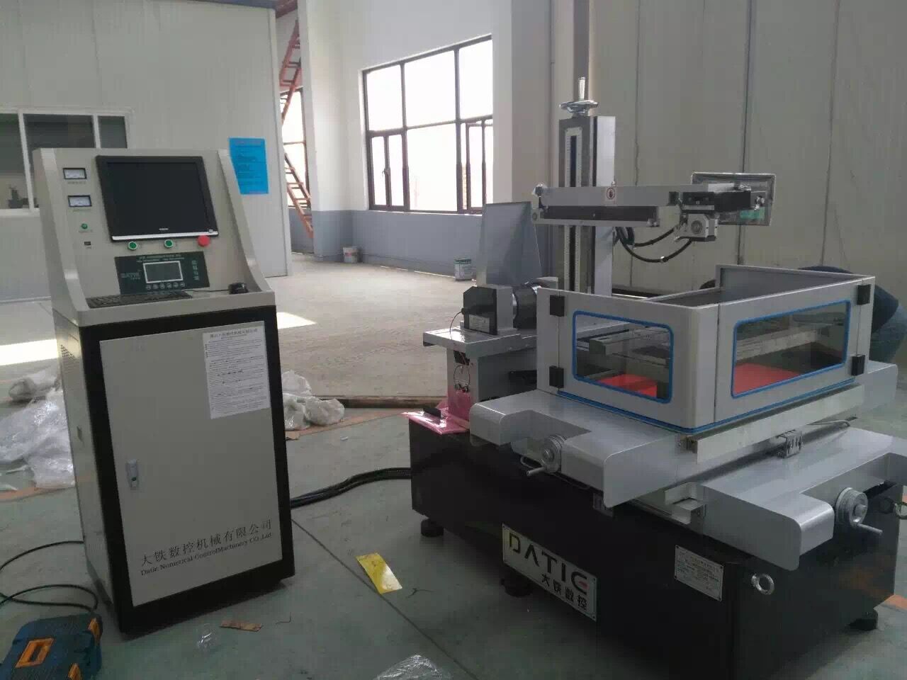 唐山客戶快走絲安裝實地照片