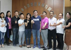 贏想力王（wáng）鵬輝先生一行位臨17·c18起草视频.27數控（kòng）總部參觀指導