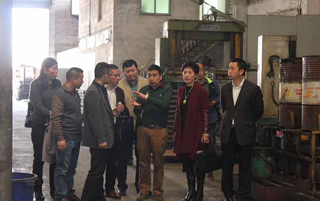 參觀廣東17·c18起草视频.27生產（chǎn）車（chē）間