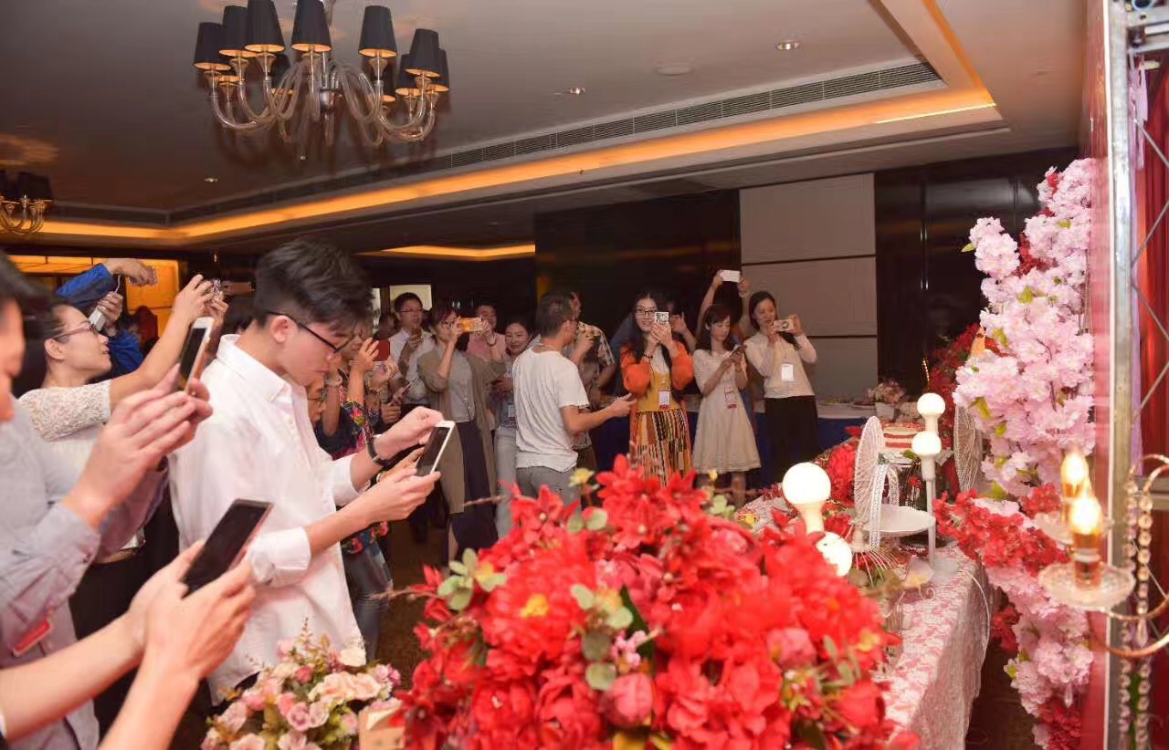 廣東（dōng）17·c18起草视频.27受邀參加創（chuàng）品牌訓練營2