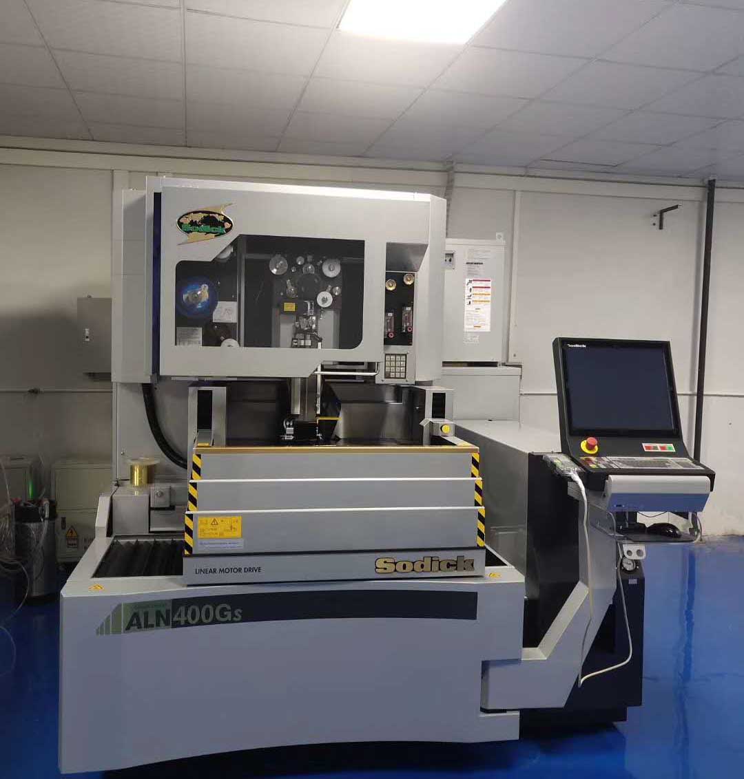 日本沙迪克慢走絲（sī）線切割