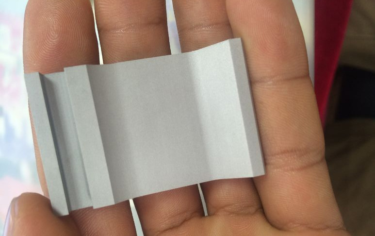 線切割機床割鋁效果圖1