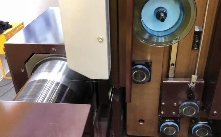 線切割鉬絲打（dǎ）卷原因