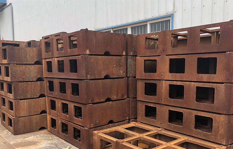 線切割工件（jiàn）生鏽割不動原因