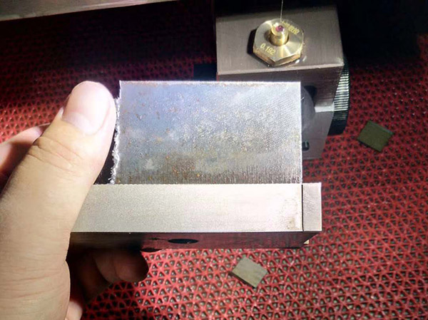 廣東（dōng）（偉（wěi）仕達（dá）電器（qì））極速中走（zǒu）絲現（xiàn）場（chǎng）試割