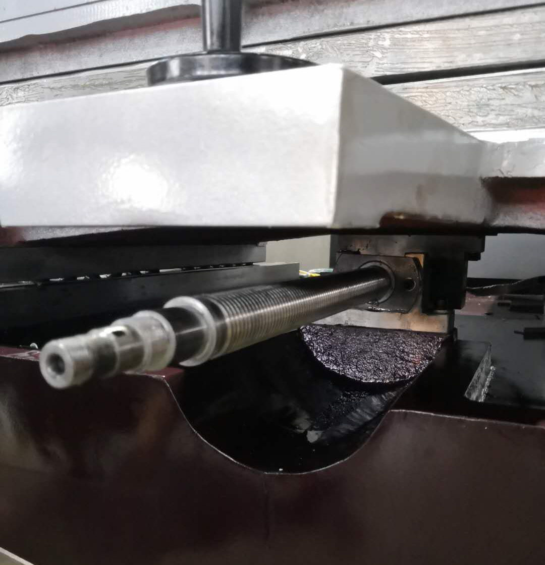 線切割（gē）絲杆異響解決辦法3