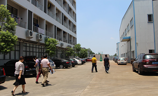 各企業老總參觀廣東17·c18起草视频.27