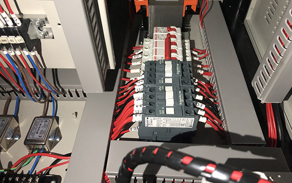 線切割機床不能急（jí）停原因