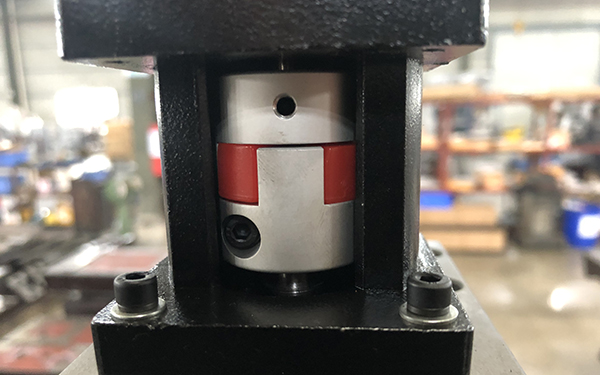 中走（zǒu）絲步進（jìn）電機空走