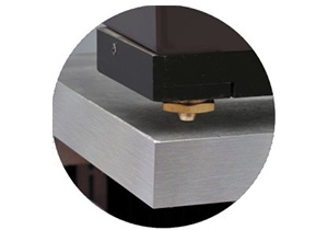 中（zhōng）走絲采用貼麵加工